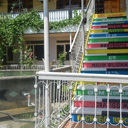 Canal Hostel Şǝki Exteriör bild