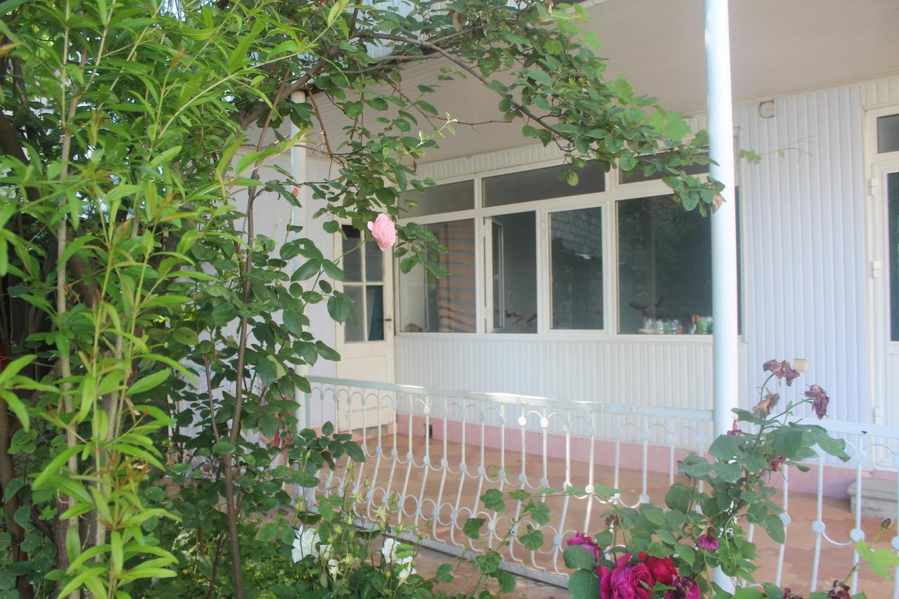 Canal Hostel Şǝki Exteriör bild