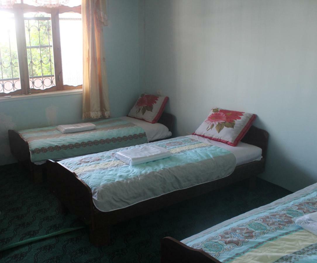 Canal Hostel Şǝki Exteriör bild